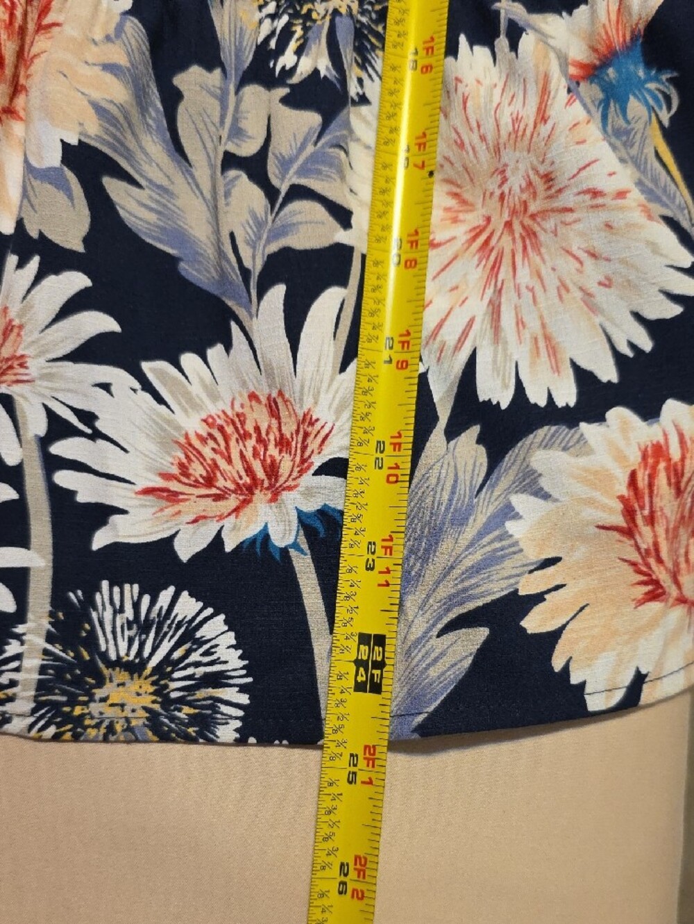LC Lauren Conrad Navy Floral Peplum Top with Cream & Coral Blooms T067 - Picture 10 of 10